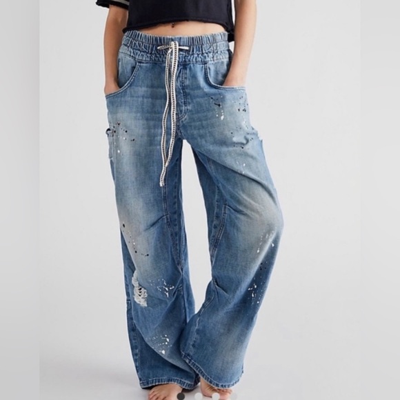 WE THE FREE PEOPLE Modern Love Pull On Jeans Paint Splatter Distressed M - Picture 1 of 16